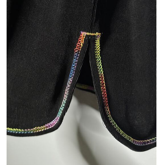 Chicos Travelers SZ 2 (12-14) Tank Black Rainbow Stitching Round Hem Slit Slinky - Picture 4 of 6